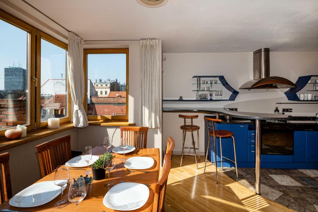 Old Riga Aldaru Street 2 Level Apartment With Terrace Exterior photo